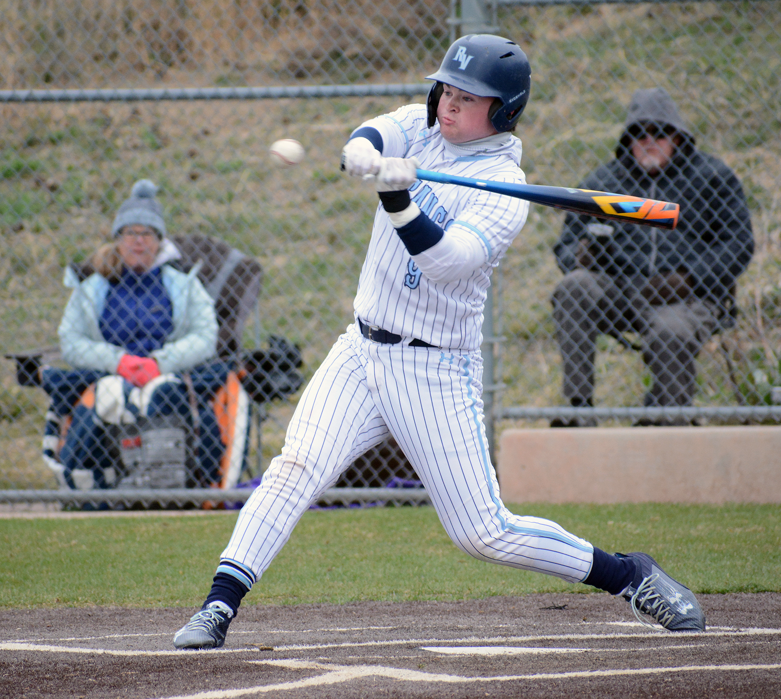 Monarch Baseball Dominates Ralston Valley in 9-2 Victory: Impressive Wins by Row Tucker and Max Webb